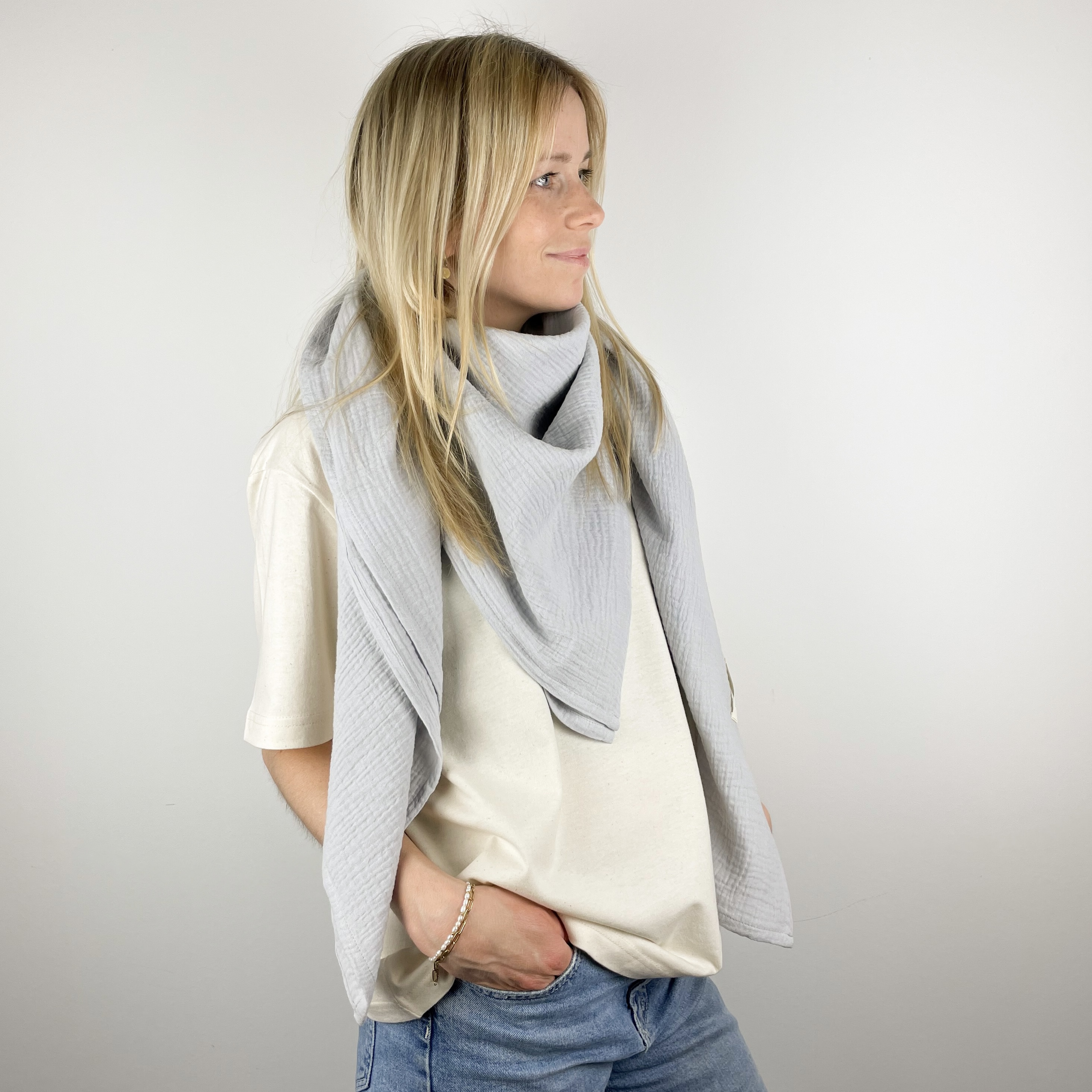 Musselinschal WOMEN / light grey