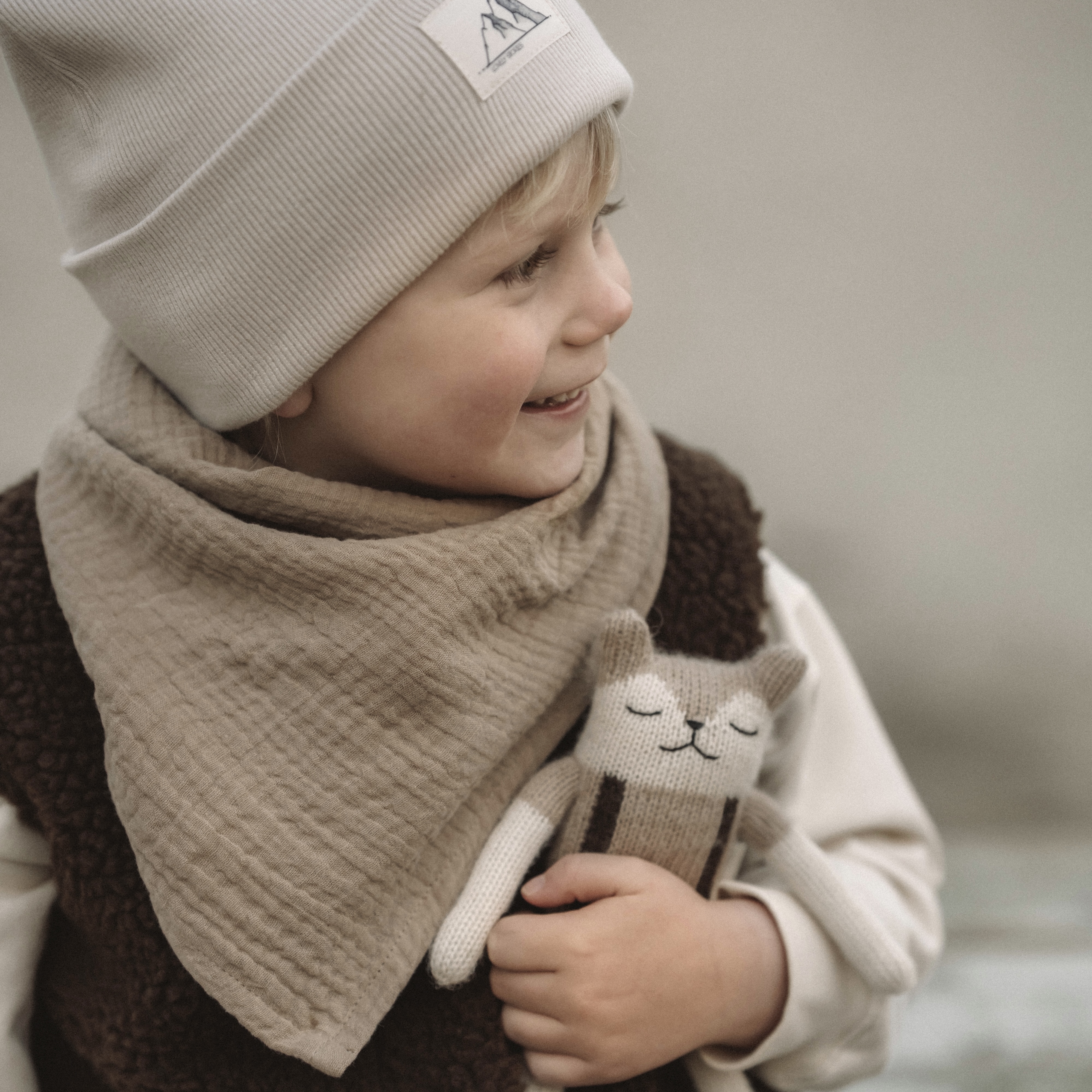 Musselinschal KIDS  / camel 