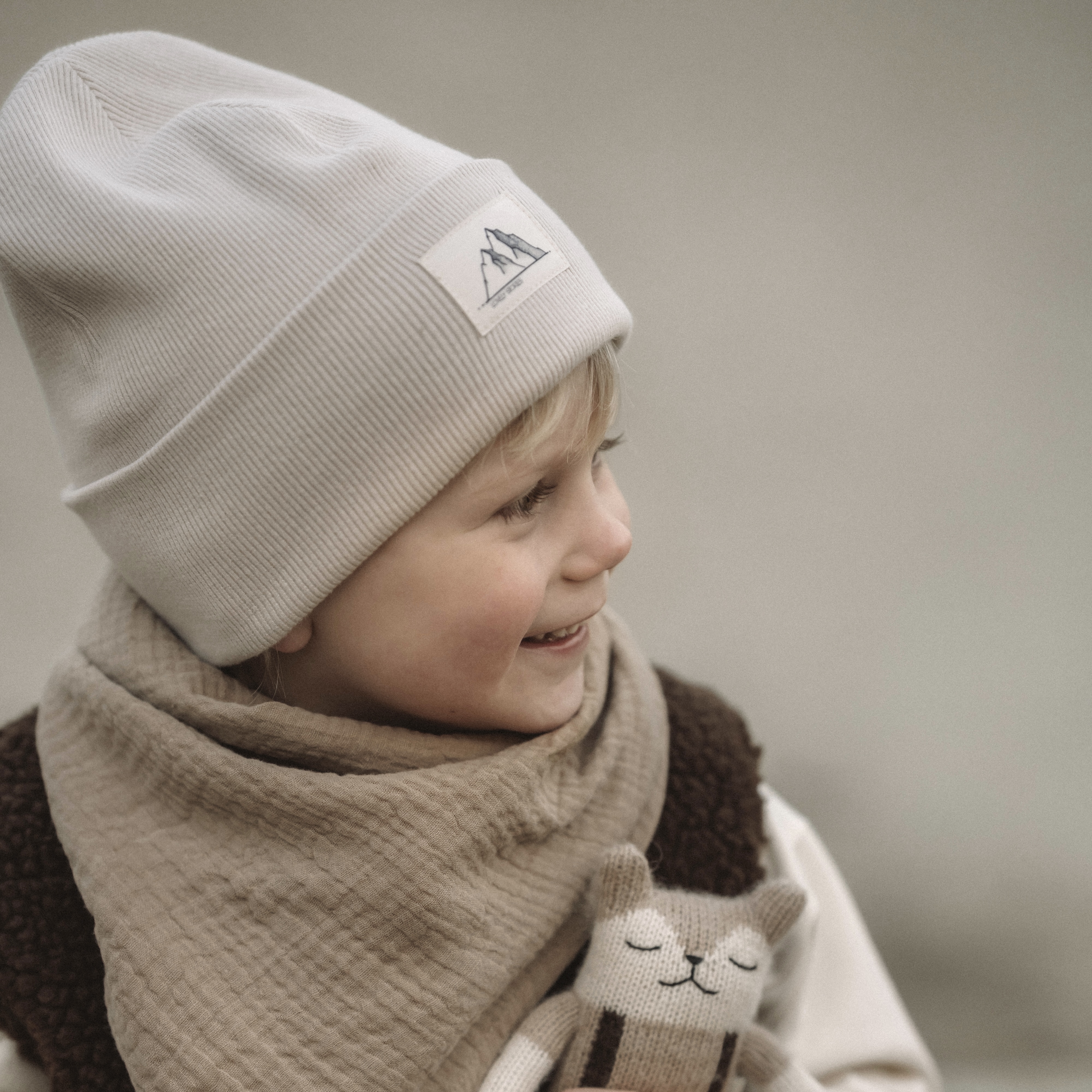 RIB Beanie MOUNTAIN /  beige