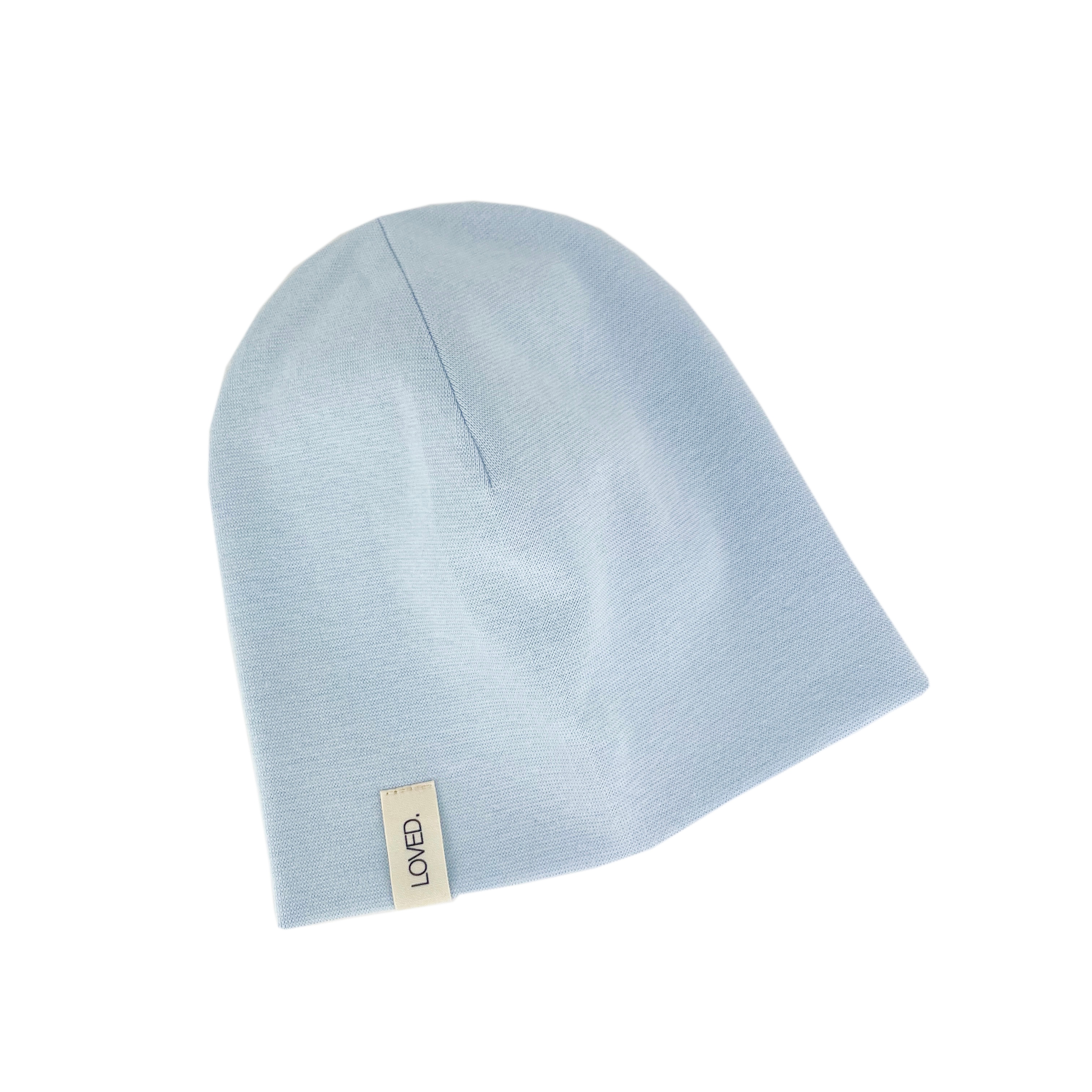 Basic Beanie LOVED / blue sky